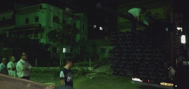 جانب من مواسير المياه الخاصة بتدعيم الشبكة