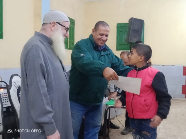 جانب من لقاء النائب أحمد العرجاوي بالأهالي