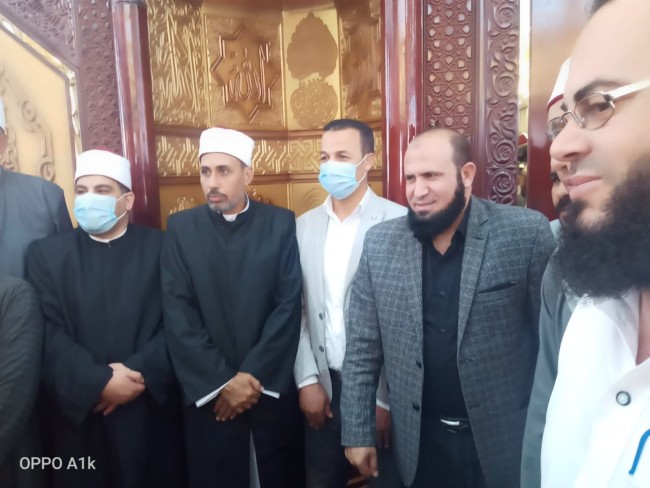 جانب من مشاركة النائب خالد أبوخطيب في افتتاح المسجد