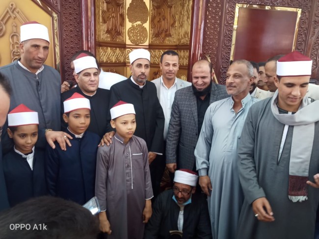 جانب من مشاركة النائب خالد أبوخطيب في افتتاح المسجد