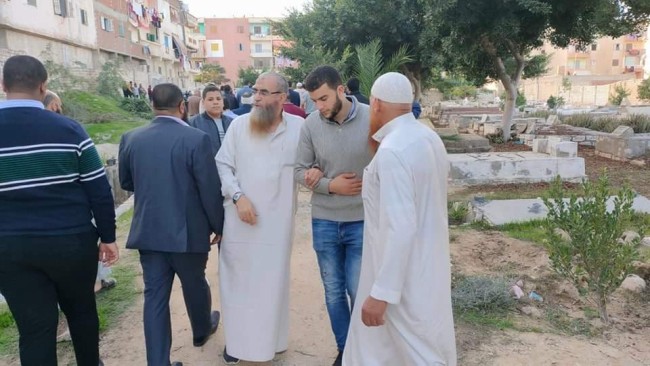 رئيس برلمانية الحزب يتلقى العزاء في فاطمة محرم