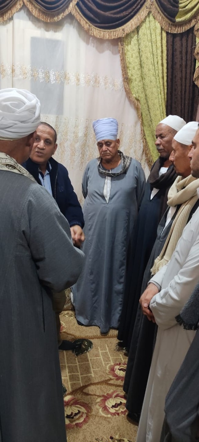 جانب من لقاء النائب أحمد العرجاوي بالأهالي