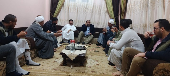 جانب من لقاء النائب أحمد العرجاوي بالأهالي