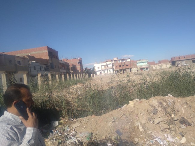 جانب من المعاينة بحضور النائب عبدالمنعم عبدالعليم