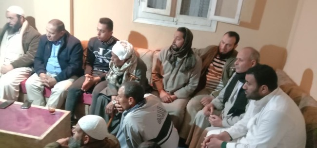 جانب من لقاء النائب أحمد العرجاوي بالأهالي