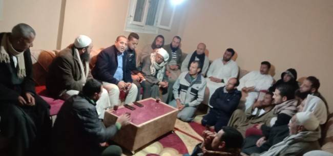 جانب من لقاء النائب أحمد العرجاوي بالأهالي