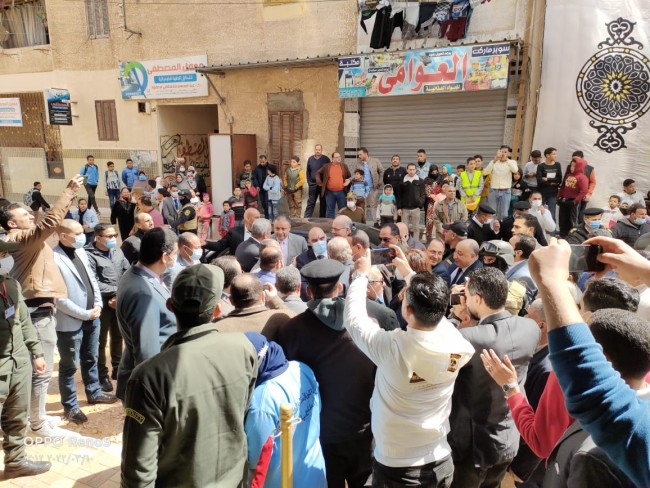 النائب خالد أبوخطيب مع اللواء هشام آمنة محافظ البحيرة