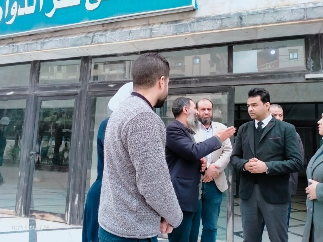 جانب من زيارة النائب أحمد حمدي خطاب للمستشفى
