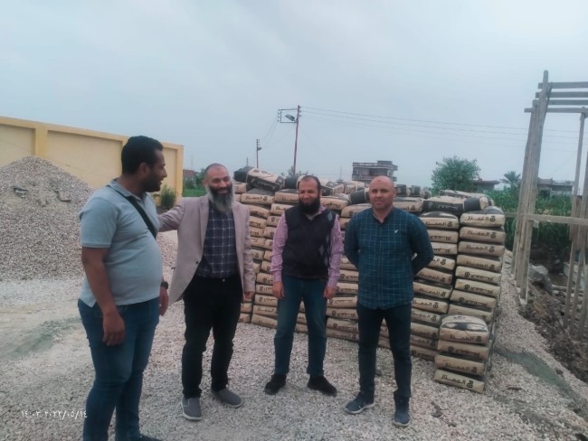 جانب من جولة النائب بمعمل القزاز
