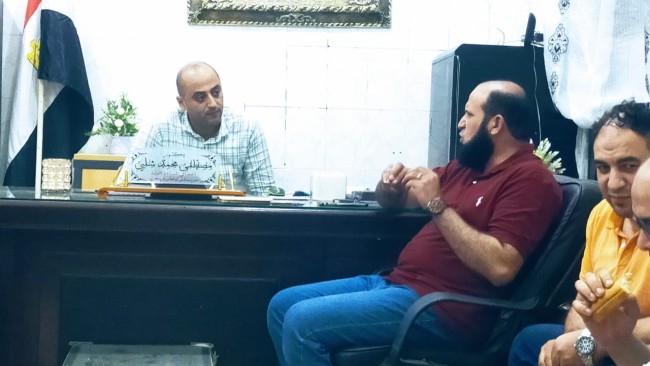 جانب من لقاء أبو خطيب مع رئيس مجلس مدينة أبو المطامير