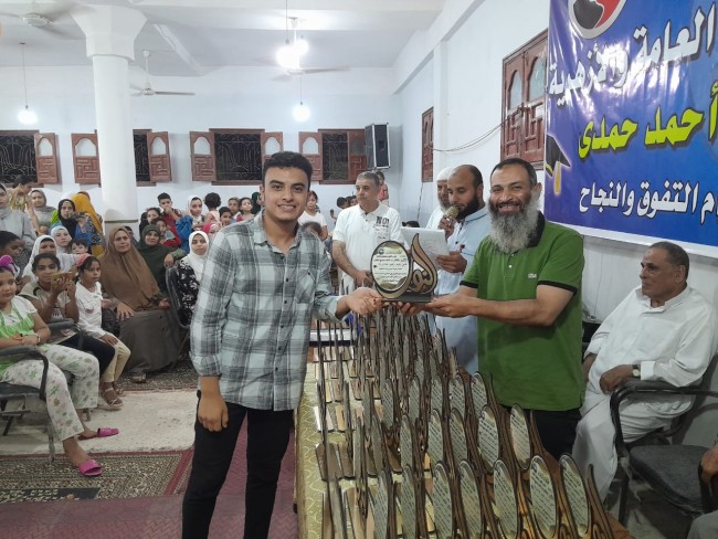 جانب من التكريم