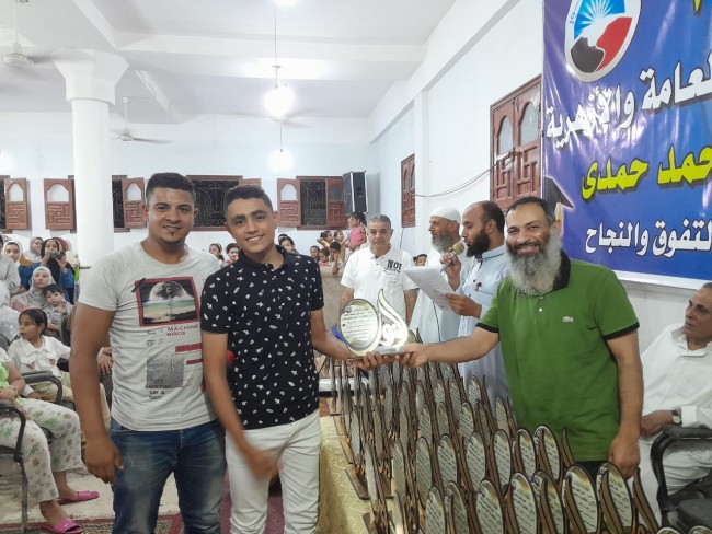 جانب من التكريم