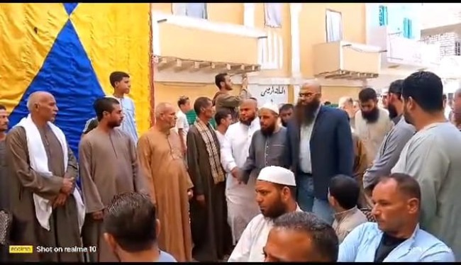 جانب من جلسة الصلح