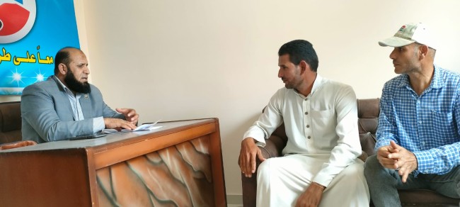جانب من لقاء "أبو خطيب" مع رئيس الوحدة المحلية بـ"العشرة آلاف"