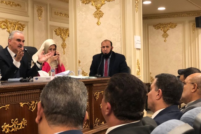 جانب من المناقشة