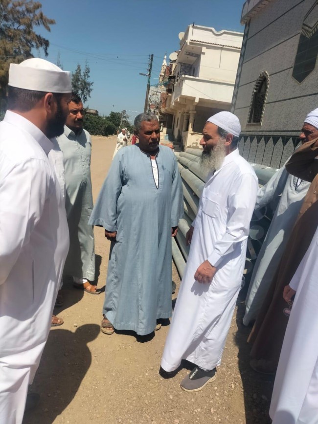 جانب من لقاء النائب أحمد حمدي مع مواطني القرية