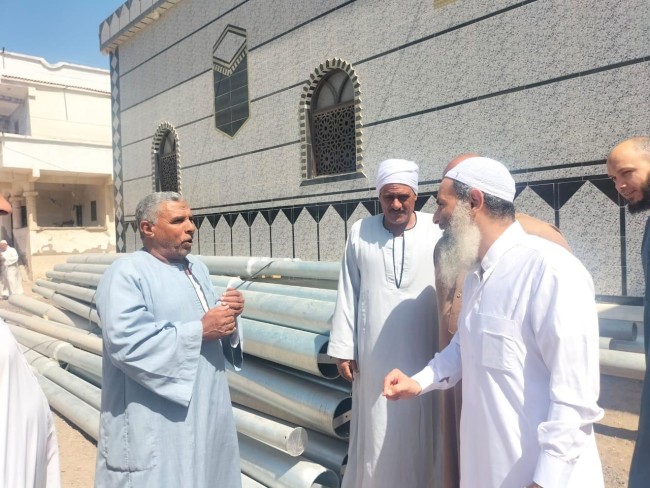 جانب من لقاء النائب أحمد حمدي مع مواطني القرية