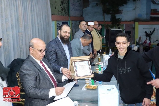 جانب من التكريم