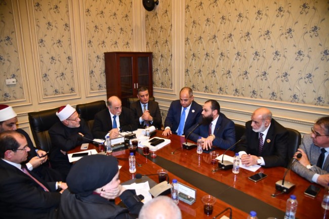 أثناء مناقشة الاقتراح - النائب محمود تركي