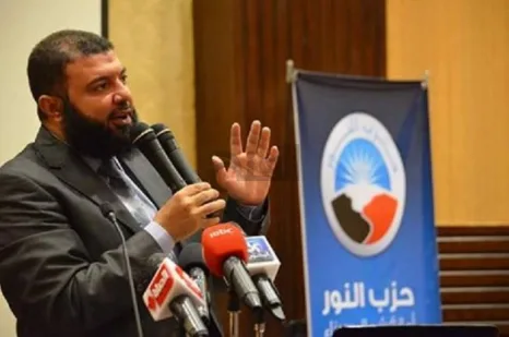 شاهد| رئيس برلمانية "النور" يطالب بترسيم حدود عدد من قرى الإسكندرية لتخفيف المعاناة عن المواطنين