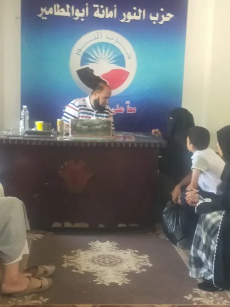 بالصور.. لقاء"أبوخطيب" الدوري مع أهالي الدائرة لتلقي طلباتهم والسعي في حلها