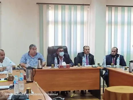 بحضور مجلس أمناء"النوبارية".. "أبوخطيب" يناقش أهم المشكلات وطرق حلها