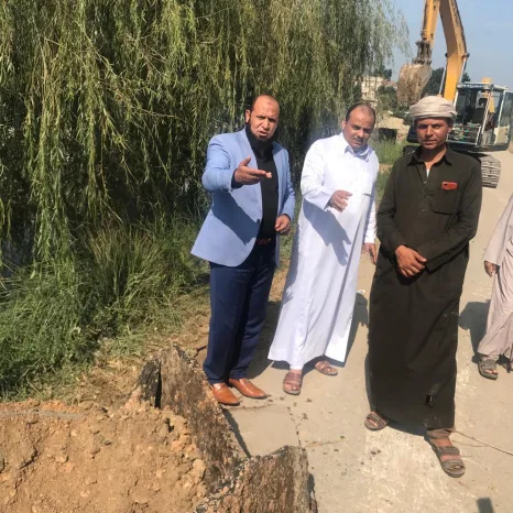 بالصور.. خالد أبوخطيب يتابع توصيل مياة الشرب للأماكن المحرومة بأبوالمطامير
