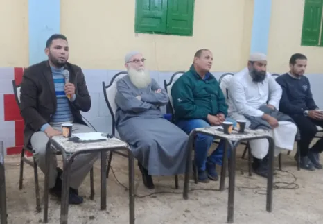 جانب من لقاء النائب أحمد العرجاوي بالأهالي