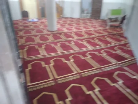 جانب من فرش المسجد