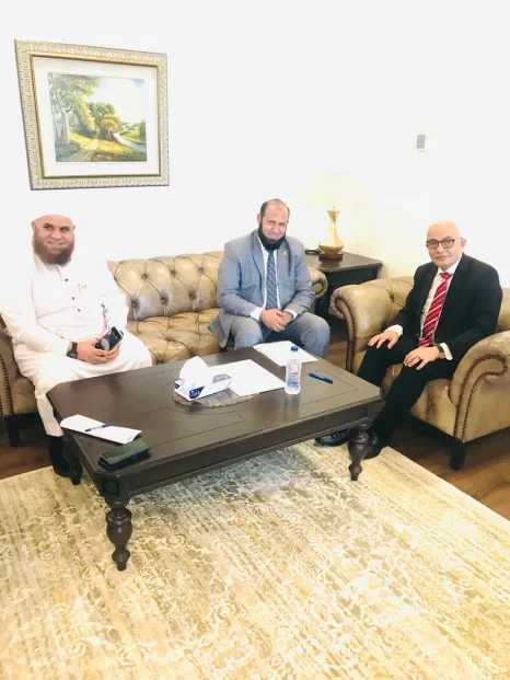 النائب أحمد الشريف يلتقي وزراء "الصحة والتعليم والمالية والشباب وقطاع الأعمال" لمناقشة عدد من طلبات الدائرة