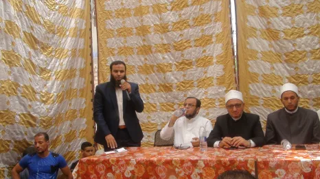 أمين حزب النور بالمنيا يشهد جلسة صلح بين عائلتي"الجبايبة" و"القشاش"