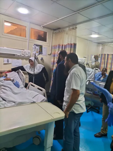 بالصور.. "أبو خطيب" يتابع تطورات حادث طريق "القاهرة/الإسكندرية" الصحراوي ويزور المرضى ويتواصل مع وزير العدل لاستعجال تحاليل "DNA"