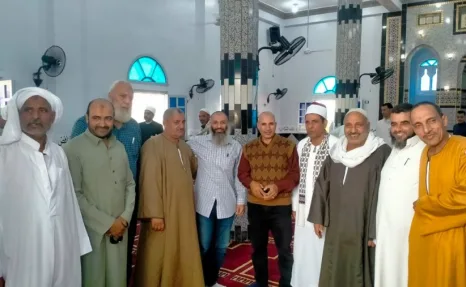 بالصور.. النائب أحمد حمدي يشارك أهالي قرية عبد الصادق في فرش وافتتاح مسجد أبو عويضة بحضور مدير "أوقاف كفر الدوار"