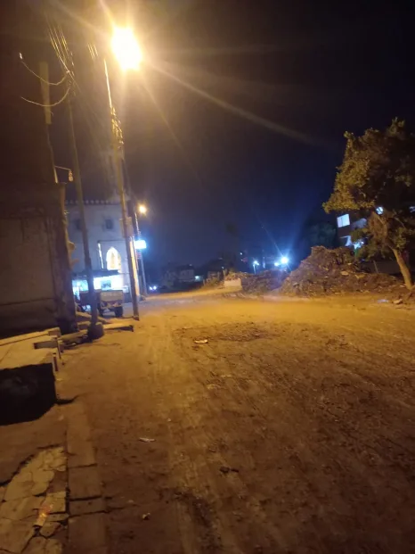 استجابة سريعة لطلب النائب أحمد حمدي بإصلاح لوحة الإنارة الخاصة بطريق الكراكول الدولي بكفر الدوار.. صور