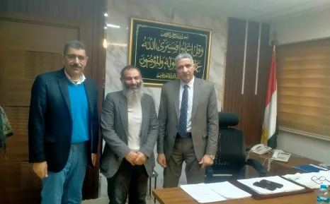 أهمها تحمل المواطنين تكلفة أعمدة الكهرباء.. "حمدي" يناقش عددا من الموضوعات الهامة مع رئيس "كهرباء البحيرة"