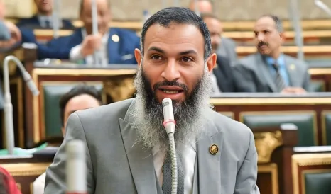 "أحمد حمدي" يحصل على موافقة باستثناء الطلاب الذين يرغبون في الالتحاق بأقسام معينة بالكليات المرشحين لها وغير متوفرة داخل نطاق التوزيع الجغرافي
