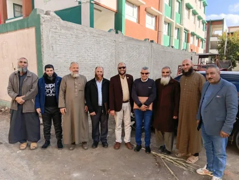 النائب زين العابدين كامل يتفقد اللجان الانتخابية بجولة الإعادة في محافظة البحيرة