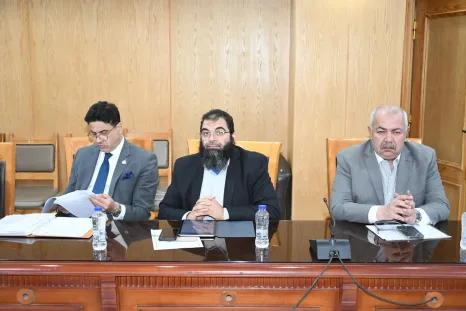 في لقاء موسع مع محافظ الفيوم.. النائب حمادة سليمان يستعرض ملفات الصحة والتعليم ويطرح حلولًا لمشاكل المواطنين