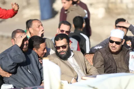 لقاء جماهيري للنائب أحمد سعيد أبو عمر مع أهالي قرية شنديد بمركز الشباب