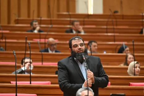 النائب حمادة سليمان يطالب هيئة الدواء بتوفير نواقص أدوية الكلى.. ولجنة الصحة تمنح الهيئة 48 ساعة للرد