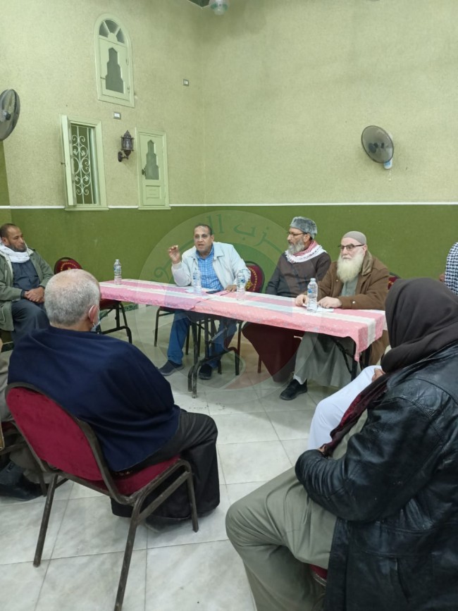 جانب من لقاء النائب أحمد العرجاوي بالأهالي
